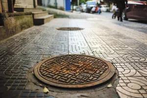 城市人文關懷，從保護腳下安全開始-智慧井蓋的應用
