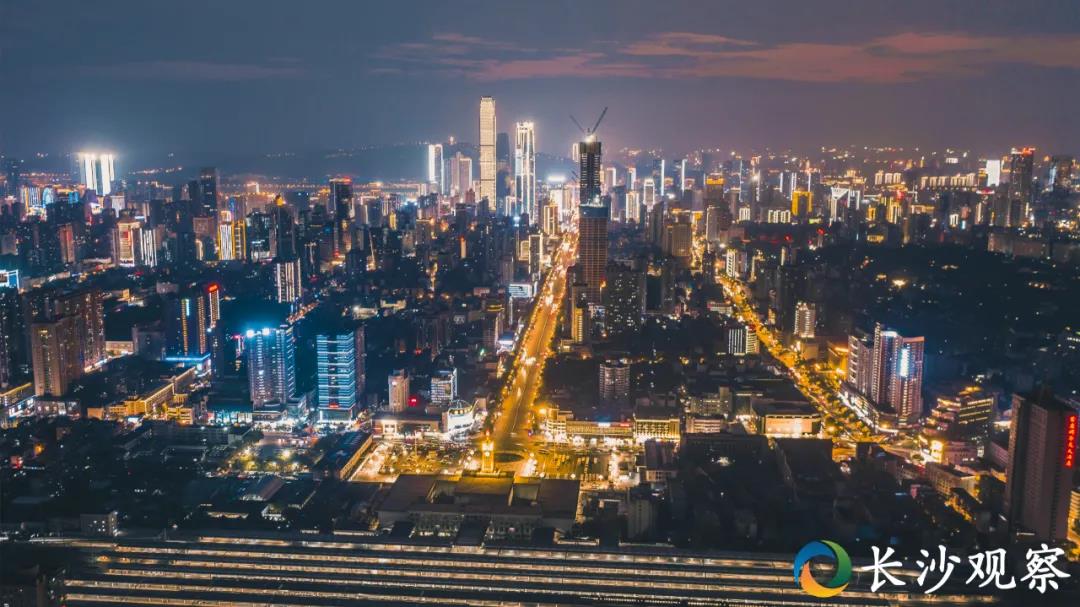 以數(shù)賦能，長(zhǎng)沙闊步向未來(lái)——智慧城市“進(jìn)化論”（數(shù)智星城）
