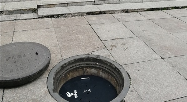 貴陽(yáng)人民注意啦！“一不小心”就踩到智能井蓋